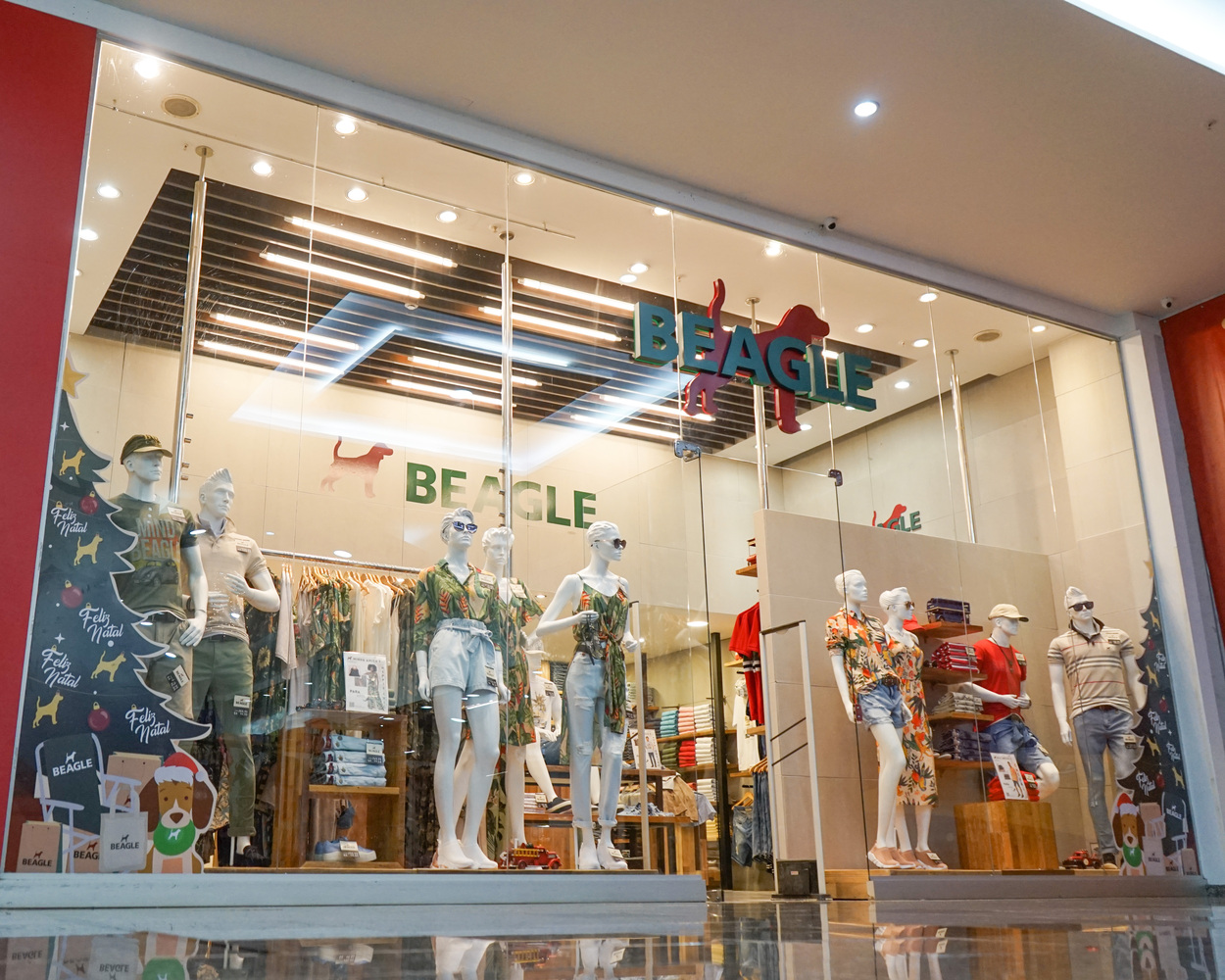 Moda para eles e elas: loja Beagle abre as portas em  shopping de Cascavel