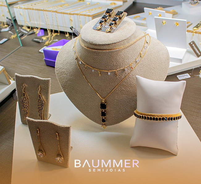 Com semijoias elegantes e atemporais, Baummer reinaugura quiosque no Cascavel JL Shopping