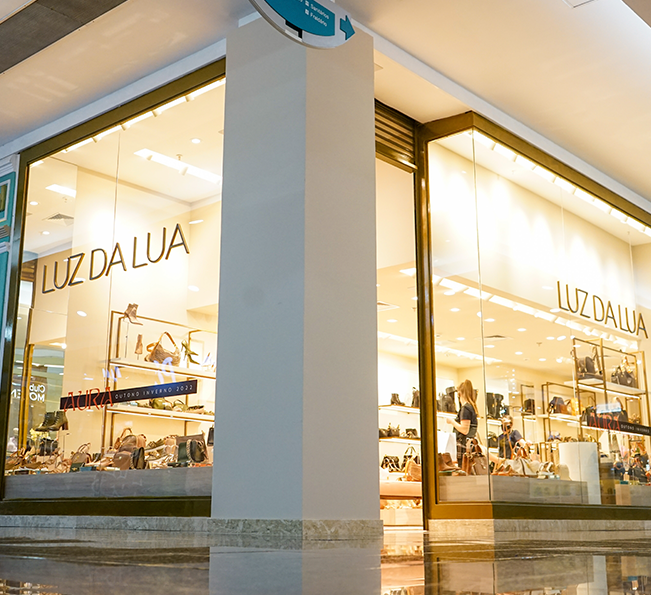 Luz da Lua inaugura no Cascavel JL Shopping com coleção que representa o poder feminino